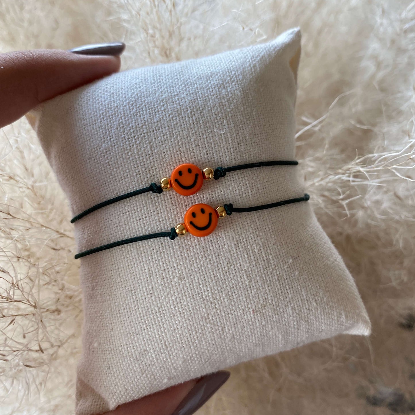 Handmade Smiley Armband Dunkelgrün